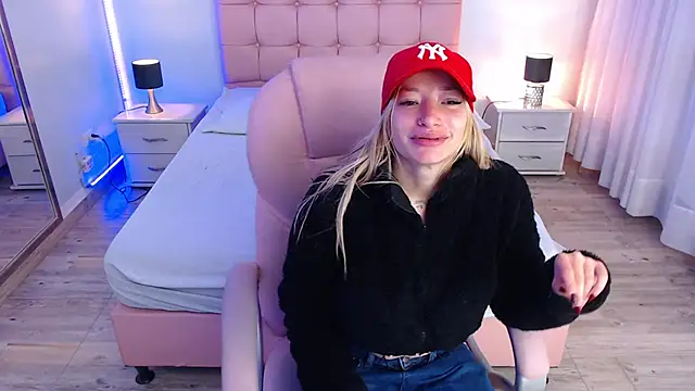 zoe jones13 online show from 5, 11, 2025