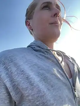 JoleneFuego online show from 22, 3, 2025