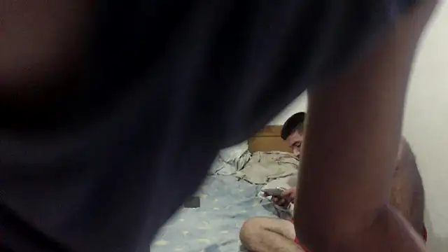 Snapshot of KateAndSimon chatting on 5, 1, 2025 KateAndSimon online show from 5, 1, 2025