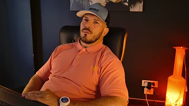 Snapshot of AngeloEric chatting on 28, 5, 2026 AngeloEric online show from 28, 5, 2026