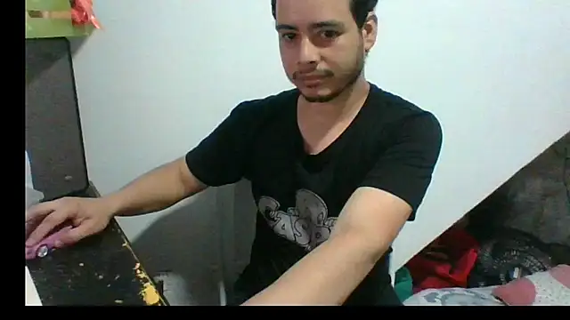 Snapshot of Gasparin32 chatting on 27, 4, 2026 Gasparin32 online show from 27, 4, 2026