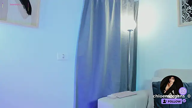 Chloe Morgans online show from 3, 12, 2025