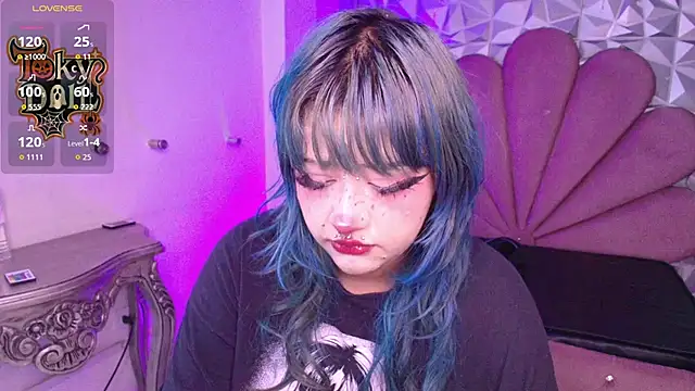 toky doll online show from 3, 11, 2025