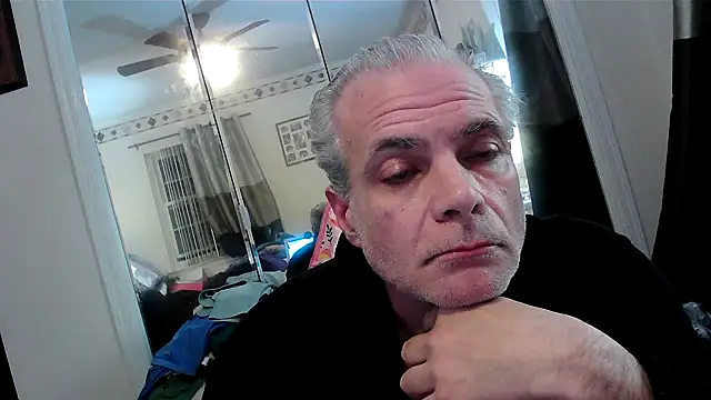 Hand69someguy online show from 12, 5, 2026