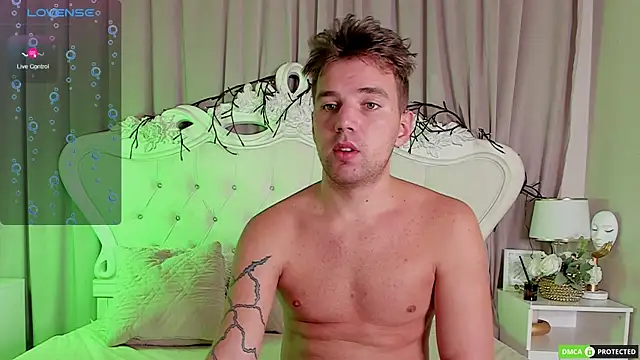 ArthurWhitee online show from 17, 1, 2026