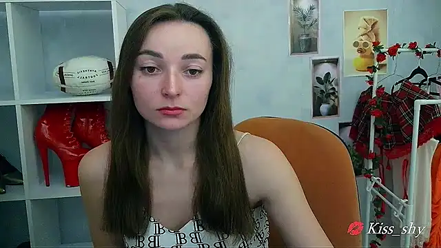  Barbie Kiss  online show from 11, 1, 2026