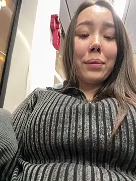 Asian Asami online show from 17, 1, 2025