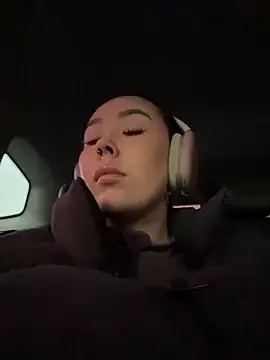 Asian Asami online show from 4, 4, 2026