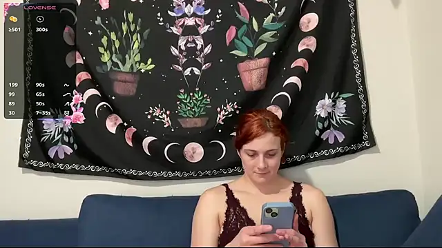 Aria Fields online show from 11, 2, 2026