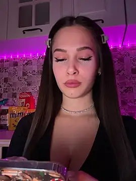 Snapshot of EricaWalls chatting on 22, 2, 2025 EricaWalls online show from 22, 2, 2025