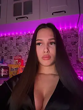 Snapshot of EricaWalls chatting on 7, 3, 2025 EricaWalls online show from 7, 3, 2025