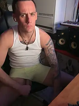 Snapshot of PeytonJohnn chatting on 8, 2, 2026 PeytonJohnn online show from 8, 2, 2026