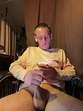 Snapshot of PeytonJohnn chatting on 12, 2, 2026 PeytonJohnn online show from 12, 2, 2026