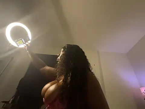 XXXLollipopsJuicy online show from 19, 4, 2026