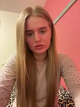 yourhornyslut online show from 25, 2, 2025