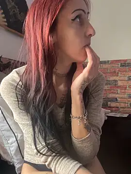 kriszy baby online show from 18, 2, 2025