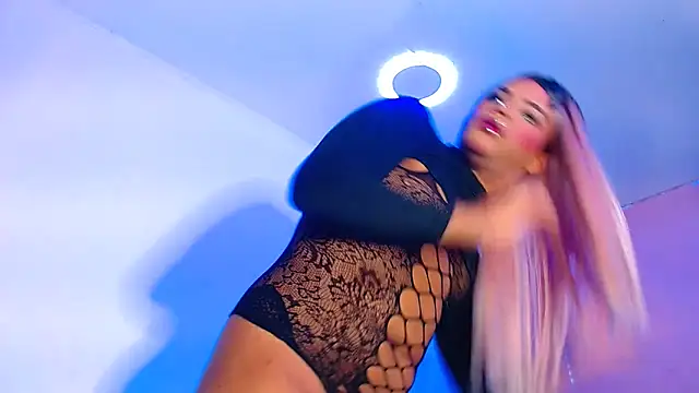 Snapshot of vanessa_nauthygirls chatting on 22, 12, 2025 vanessa nauthygirls online show from 22, 12, 2025