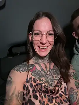 BrownieyQueen online show from 18, 1, 2026