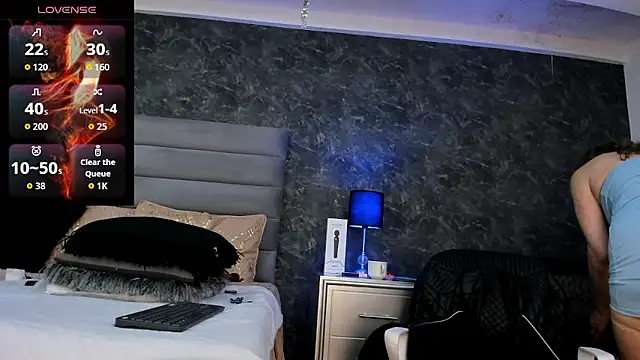 Bella Evans  online show from 7, 1, 2026