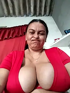 Snapshot of Horny-Mommy-Dirty chatting on 18, 12, 2025 Horny-Mommy-Dirty online show from 18, 12, 2025