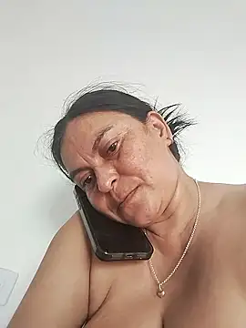 Snapshot of Horny-Mommy-Dirty chatting on 5, 1, 2026 Horny-Mommy-Dirty online show from 5, 1, 2026