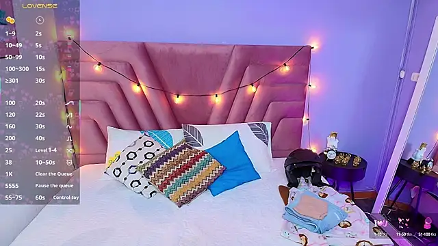 Beautifulskinny18 online show from 13, 2, 2025