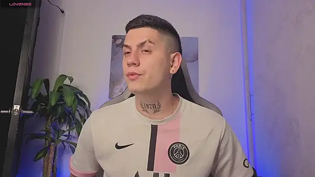 Yeiko Romero  online show from 5, 3, 2026