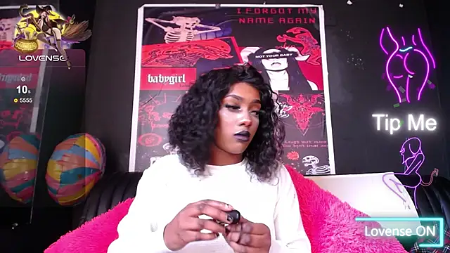 TIFFANYYSTAR online show from 17, 3, 2025