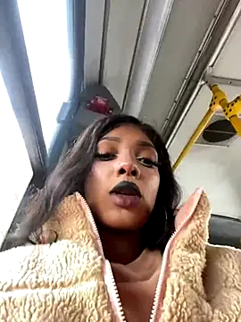 TIFFANYYSTAR online show from 7, 10, 2025