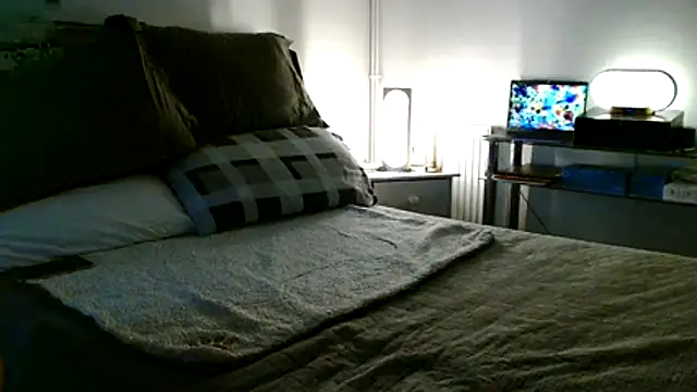 Snapshot of ImYourXtoy chatting on 28, 4, 2026 ImYourXtoy online show from 28, 4, 2026