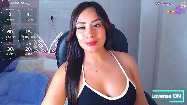 Snapshot of Paulina_627 chatting on 12, 6, 2026 Paulina 627 online show from 12, 6, 2026