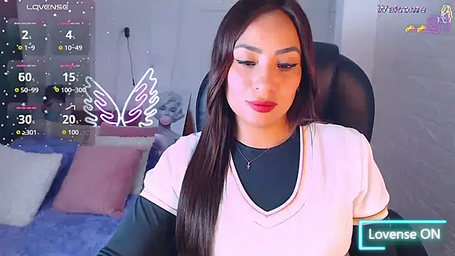Snapshot of Paulina_627 chatting on 17, 6, 2026 Paulina 627 online show from 17, 6, 2026