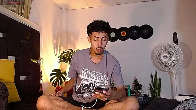 RyanRizzo online show from 4, 12, 2024