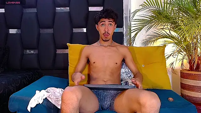 RyanRizzo online show from 23, 1, 2025