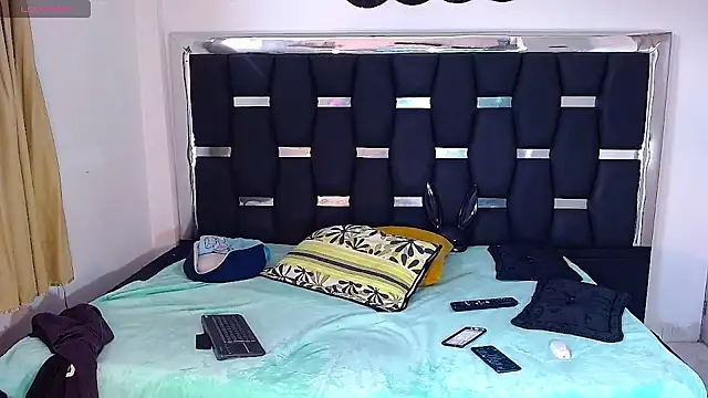 RyanRizzo online show from 10, 2, 2025