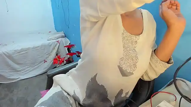 aarjulove online show from 28, 11, 2025