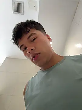 Logan smith1 online show from 25, 11, 2025