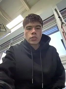 Logan smith1 online show from 6, 4, 2026