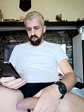 Snapshot of GrofLicno chatting on 19, 1, 2026 GrofLicno online show from 19, 1, 2026