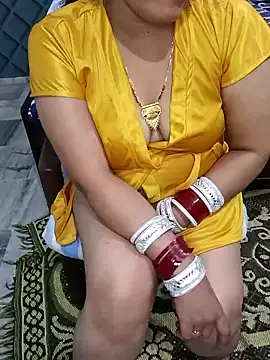 Cute-Raashii online show from 26, 1, 2025