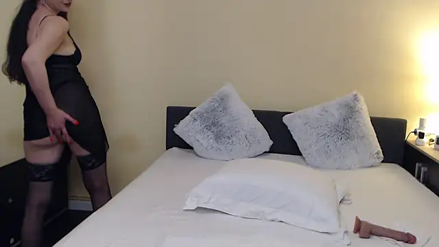 Snapshot of Melissa_Mely chatting on 8, 1, 2025 Melissa Mely online show from 8, 1, 2025