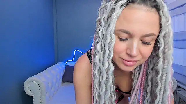 rock n roxy online show from 21, 1, 2025