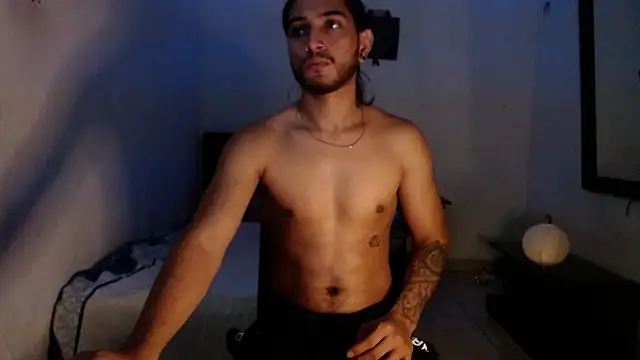 Snapshot of maxximus_100 chatting on 28, 1, 2025 maxximus 100 online show from 28, 1, 2025