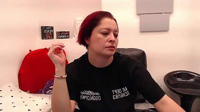 Snapshot of eva_twiss chatting on 15, 5, 2026 eva twiss online show from 15, 5, 2026