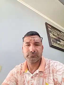 Snapshot of kariilalit chatting on 19, 6, 2026 kariilalit online show from 19, 6, 2026