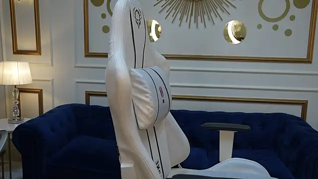 Snapshot of Alisa054 chatting on 27, 1, 2025 Alisa054 online show from 27, 1, 2025