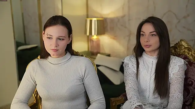 Snapshot of Alisa054 chatting on 17, 9, 2025 Alisa054 online show from 17, 9, 2025