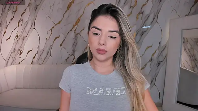 Snapshot of ChloePreston_ chatting on 30, 5, 2026 ChloePreston online show from 30, 5, 2026