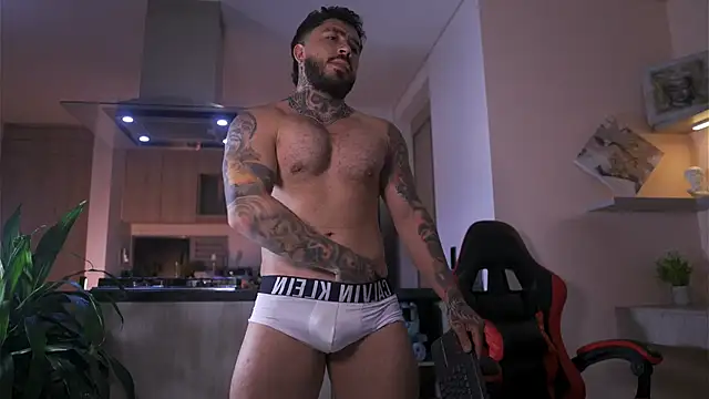 LeoSalvatore  online show from 10, 10, 2025