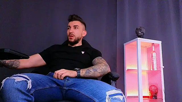 MightyAaron66 online show from 24, 2, 2025